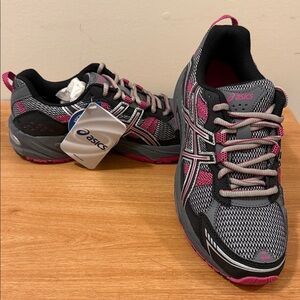 Asics Gel Venture 4 Woman's Running Shoes Size 8